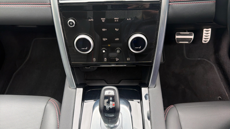 Land Rover Discovery Sport 1.5 P300e R-Dynamic HSE 5dr Auto [5 Seat] Station Wagon